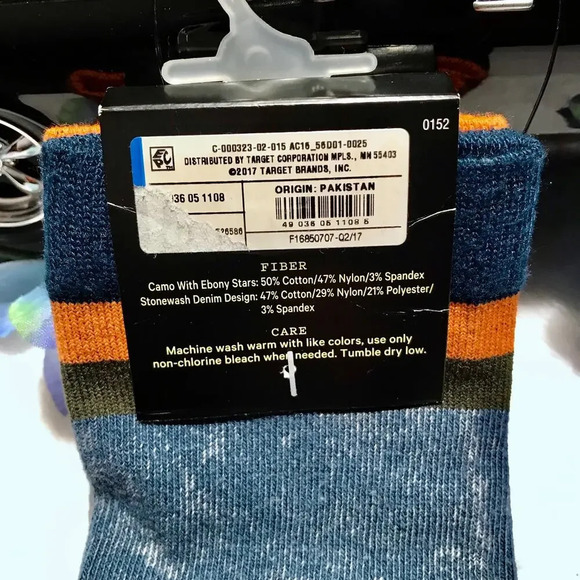 Art Class NWT 2 Pairs Crew Socks Boys L (3-10) - Picture 6 of 6